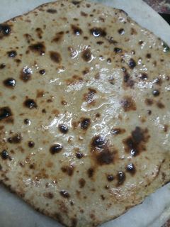 आलू की रोटी(aloo ki roti recipe in hindi) रेसिपी मुख्य फोटो