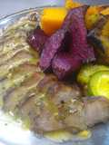 Bondiola asada con verduras asadas
