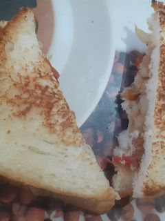 आलू टमाटर प्याज़ सैंडविच (Aloo tamatar pyaz sandwich recipe in hindi) रेसिपी मुख्य फोटो