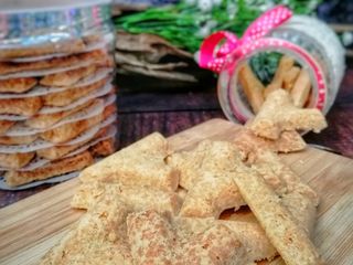 Biskut Y