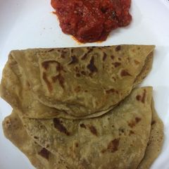 A picture of Platter for 2 day travel with family.