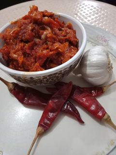 लाल मिर्च की चटनी (Lal mirch ki chutney recipe in Hindi) रेसिपी मुख्य फोटो