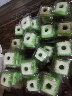 Foto resep Putu Ayu jualan