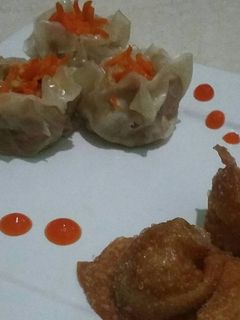 Foto resep Siomay + pangsit goreng enakkk... 😄
