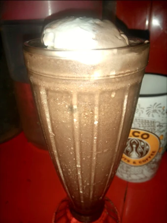 Langkah Mudah untuk Membikin Resep Ice chocolate beng-beng yang  Bikin Ketagihan Anti Ribet, Mantap Sekali