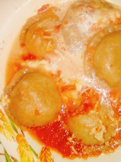Una foto de Sorrentinos de calabaza Ricota, cebolla y nuez con masa integral