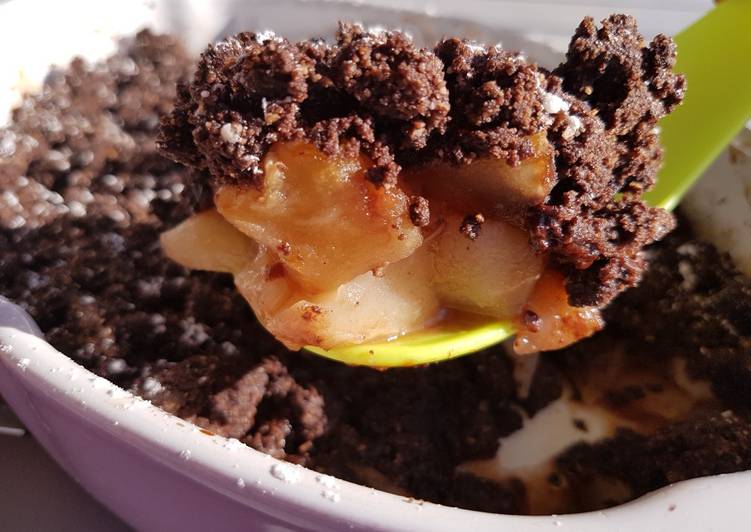 Comment Servir Crumble chocolat pomme poire