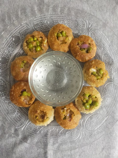 ஒயிட் பானி பூரி (White paani poori recipe in tamil) செய்முறை முக்கிய புகைப்படம்