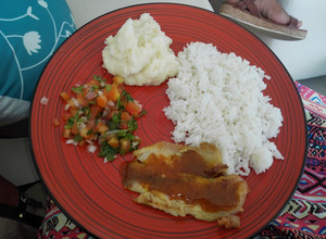 Una foto de Filete de tilapia en salsa de maracuyá