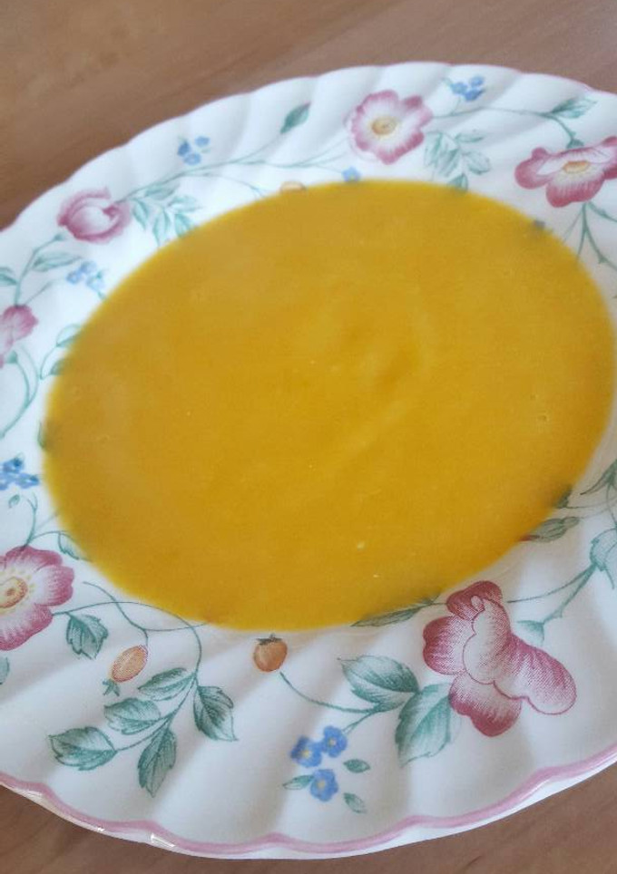 Una foto de Crema de verduras casera