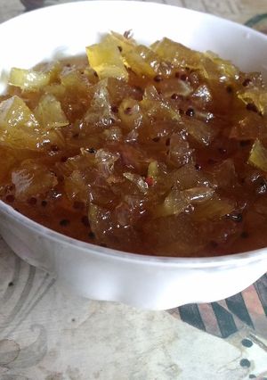 A picture of Mango chutney.