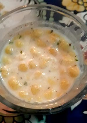 A picture of Boondi lassi.