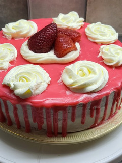Una foto de Torta con frutillas 🍓 sin gluten