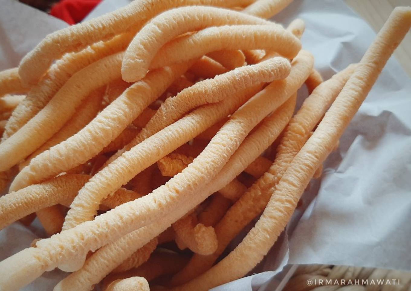 Kue Ulat Sutra