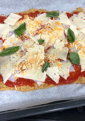 Foto principal de Pizza con base de coliflor
