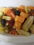 Ensalada de tomate negro, melón y papaya