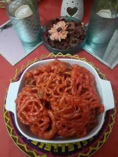 A picture of Jalaibi.