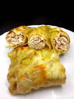 Una foto de Enchilada de pollo y queso