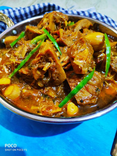 A picture of Kathal ki sabzi.