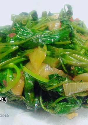 Foto resep 🌿Tumis Kangkung Pedas Simple (kesukaan suami)