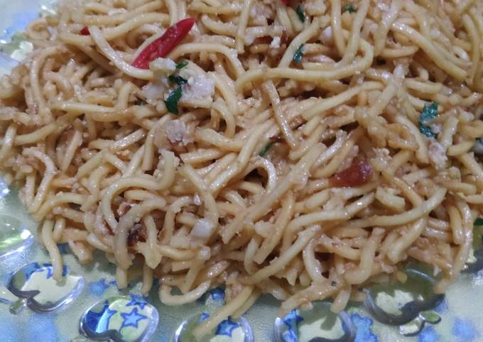 Resep Mie goreng telur oleh Puteri kembar - Cookpad