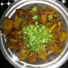 A picture of Khatti meethi pethe ki sabzi.