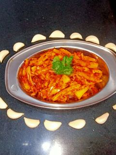 લસણીયા ગાજર (Garlic Carrot Recipe In Gujarati) રેસીપી મુખ્ય ફોટો