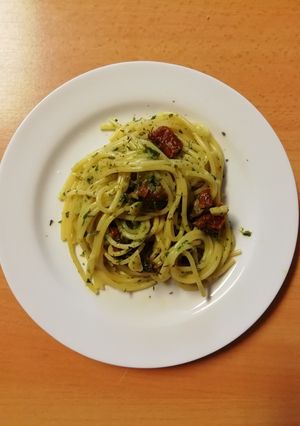 Aszalt paradicsomos-spenótos spagetti recept fotója