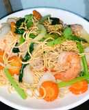 Mì Trứng Xào Tôm Thịt