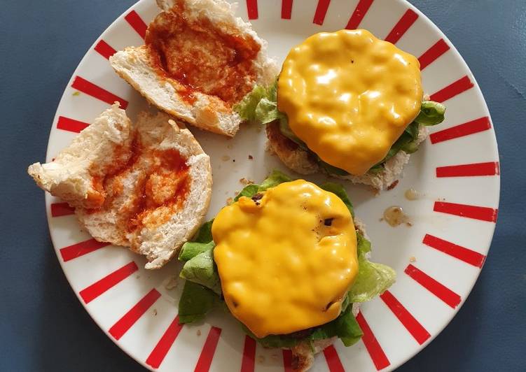 Step-by-Step Guide to Cheese Beef Burger