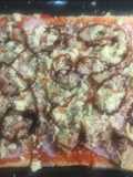 Pizza con pan de molde sin corteza