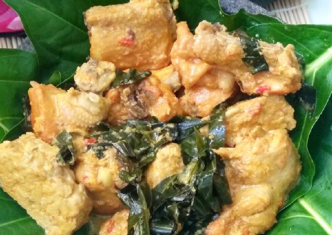 Resep Ayam Tempe Masak Daun Mengkudu yang Lezat Sekali