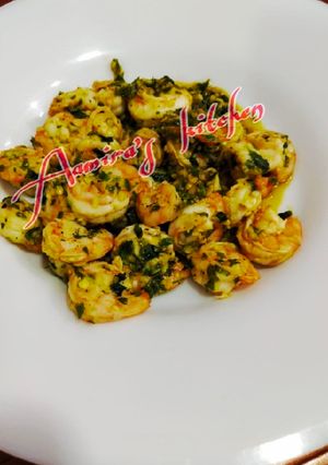 A picture of Garlic prawns.