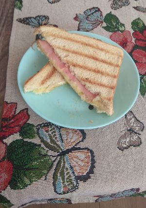 Φωτογραφία της συνταγής Knoflookboter toast (τοστάκι με σκορδοβούτυρο)