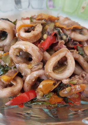 Foto resep Tumis Cumi Kemangi Santan Pedas Empuk