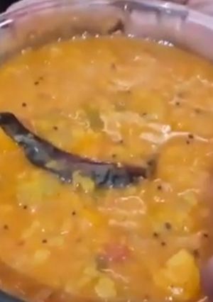 A picture of Sambhar(Tuvar).