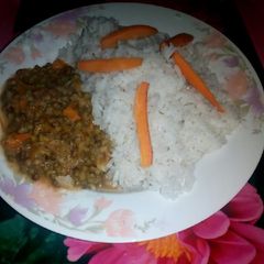 A picture of Rice with green grams (ndengu).