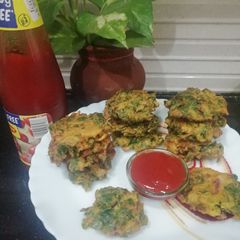 A picture of Crispy Palak Pakoda.