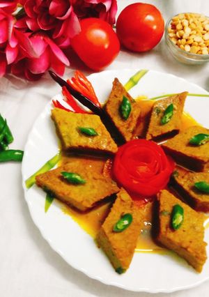 কড়াইশুঁটির ধোকার ডালনা রেসিপির প্রধান ছবি