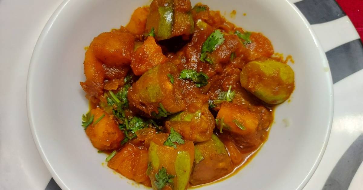 spicy-pointed-gourd-and-potato-curry-recipe-by-kumkum-chatterjee-cookpad