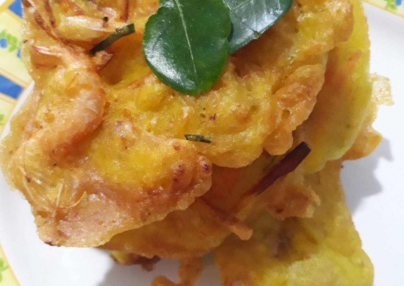 Bakwan Udang Daun Jeruk (garing)