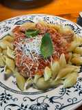 Easy Peasy Super Cheesy Chicken and Tomato Pasta