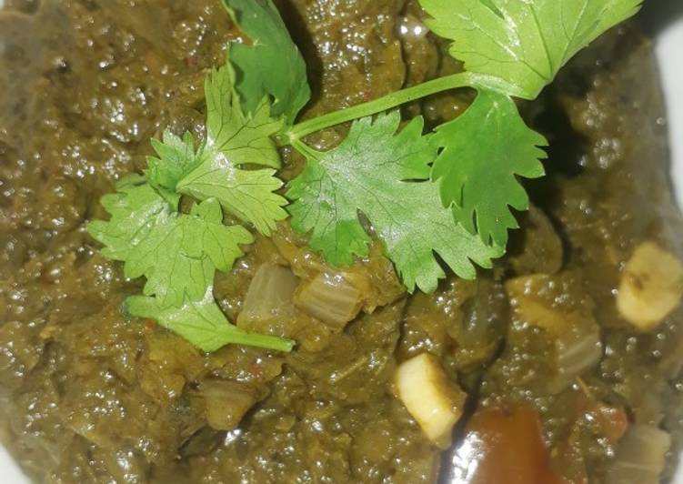 Steps to Make Refreshing Sarso ka saag
