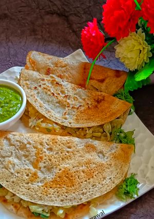 लौकी स्टफड डोसा (Lauki stuffed Dosa recipe in Hindi) रेसिपी मुख्य फोटो