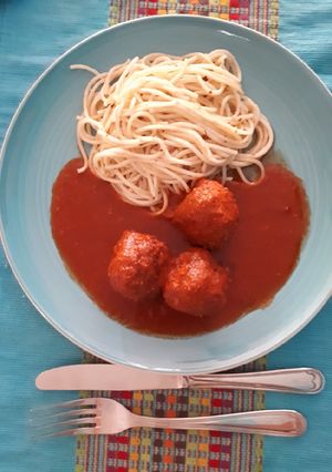 Una foto de Albóndigas enchipotladas
