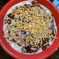 A picture of Chatpata aloo chaat.