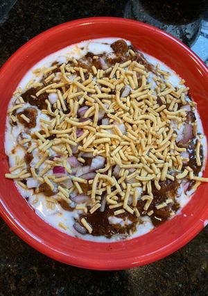 A picture of Chatpata aloo chaat.