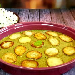 A picture of Potato in Mustard Gravy.