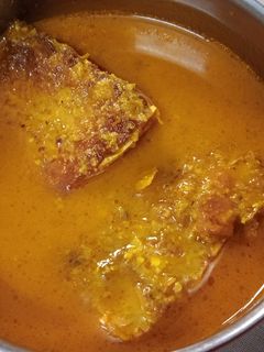 ग्रेवी वाली मछली(gravy wali machli recipe in hindi) रेसिपी मुख्य फोटो