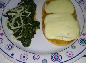 Una foto de Revuelto de espinaca con queso por salut